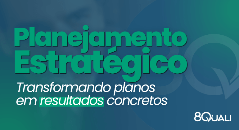 Banner azul com a seguinte frase escrita em verde claro: "Planejamento estratégico: transformando planos em resultados concretos"